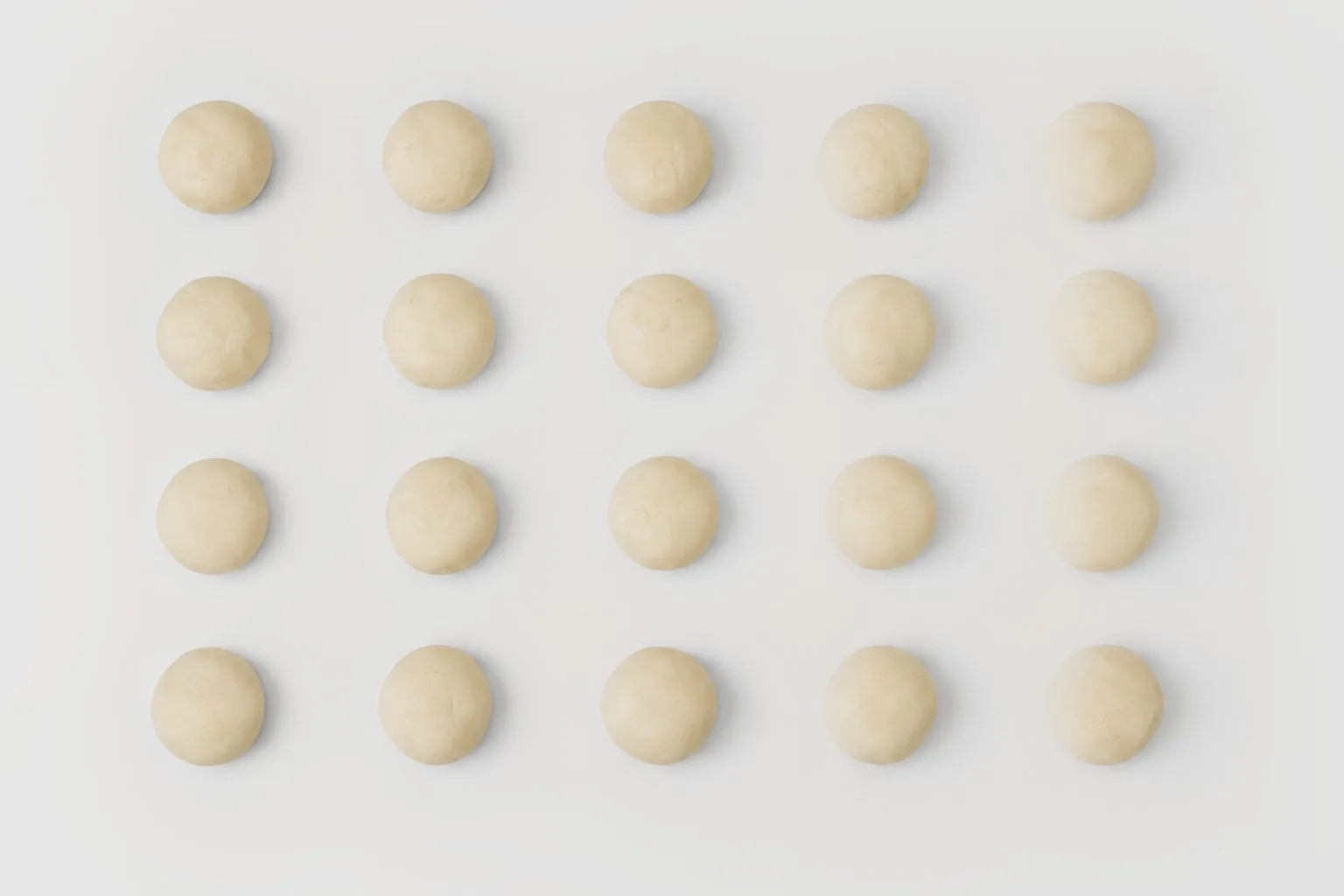 Frozen Round Roll 150g — White