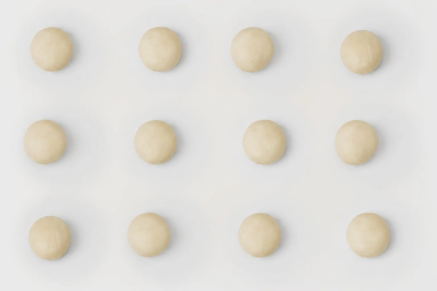 Frozen Round Roll 200g — White